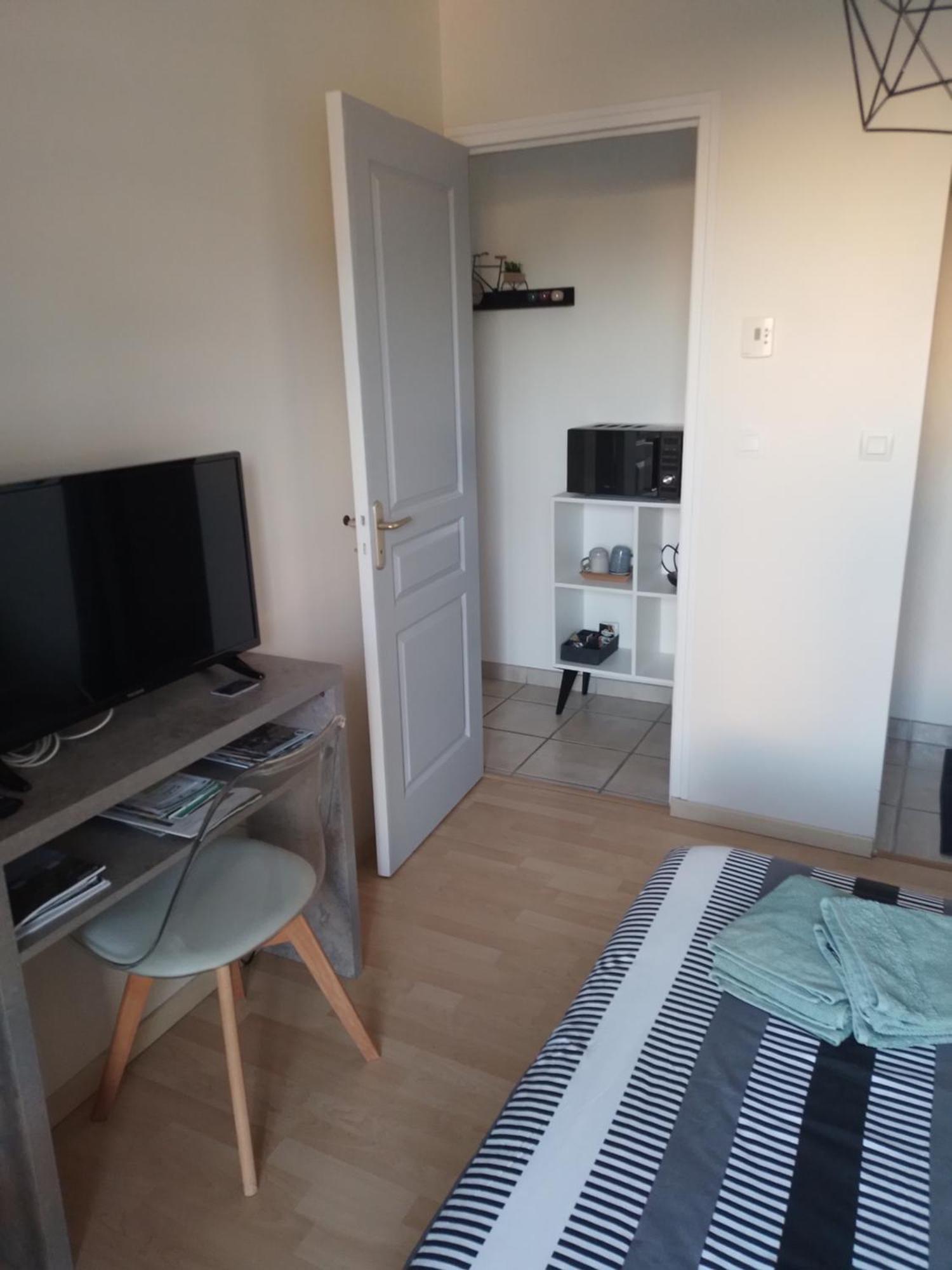 Chambre Agreable Au Calme Saint-Hilaire-Petitville Dış mekan fotoğraf